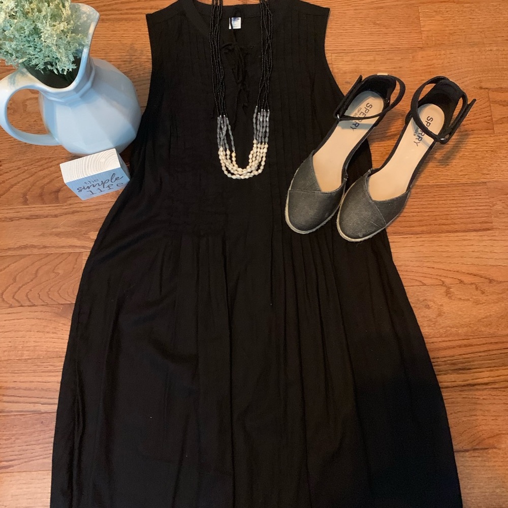 New Black Sleeveless Old Navy Summer Dress Medium